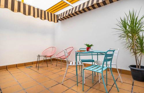 Piso con patio privado y parking Nervión Sevilla - Foto 40