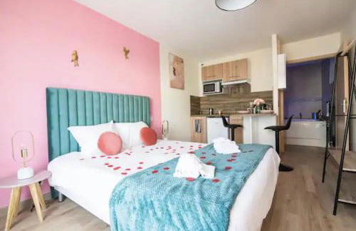 Balnéo & Confort, Tram, Parking - Foto 1