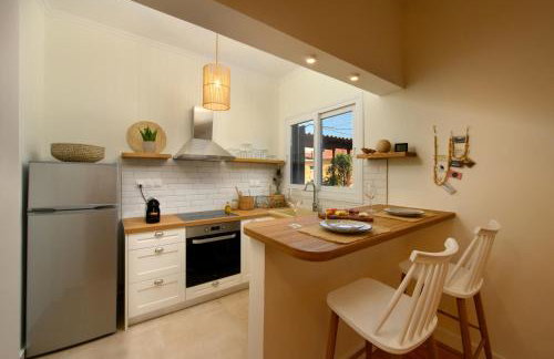 La Maisonette House in the Heart of Liapades Close to Rovinia Beach & Paleokastritsa - Foto 18