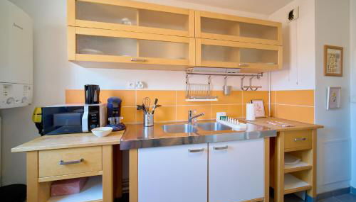 Bright, 2 bedrooms, central, garage and balcony - Foto 5