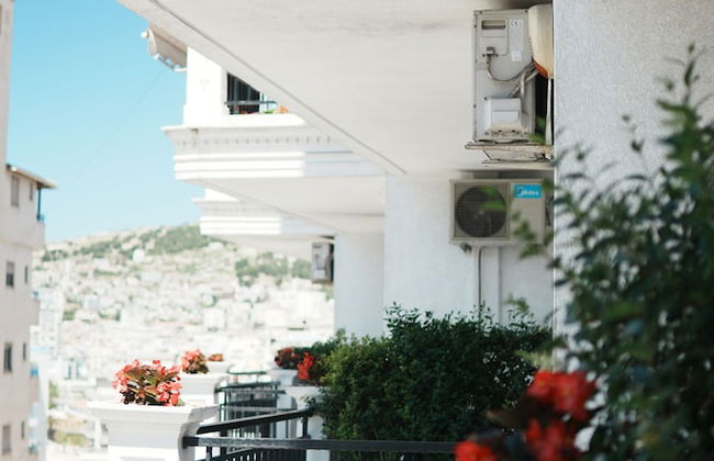 Apartments Flower Residence - Photo 57