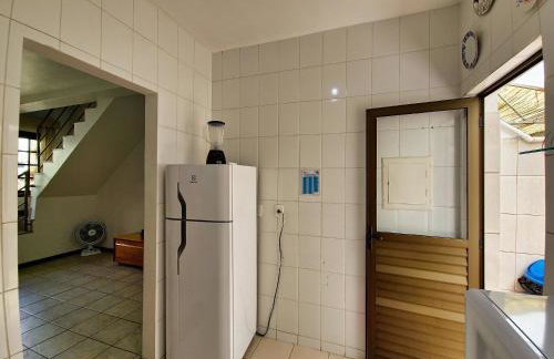 Casa de 2 Suítes com Internet Rápida e Comodidades - Foto 18