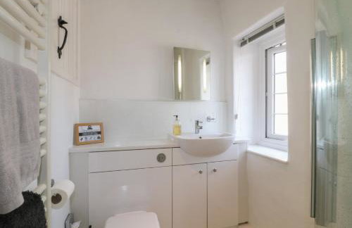 Blindwell House - Photo 21