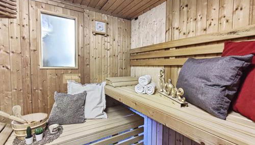 Early Year Deal - 150 qm Fachwerkhaus mit Heimkino & Privat-Sauna & Pool - Foto 4