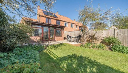 Pickles Cottage - Photo 1