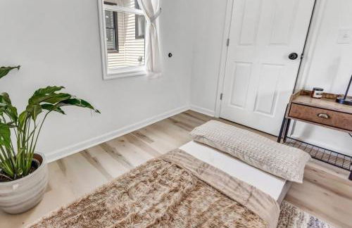 Trendy Two-Level Apartment - Foto 5