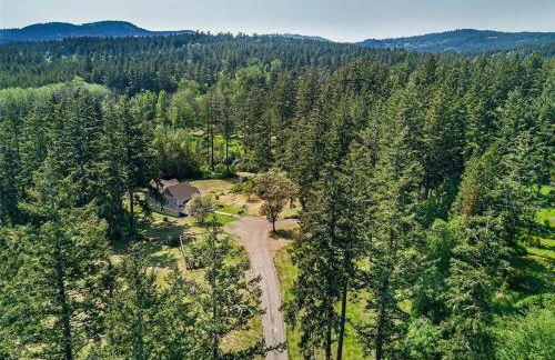 Secluded 4BR Nestled in Woods-Hot Tub/Dog Friendly - Foto 24