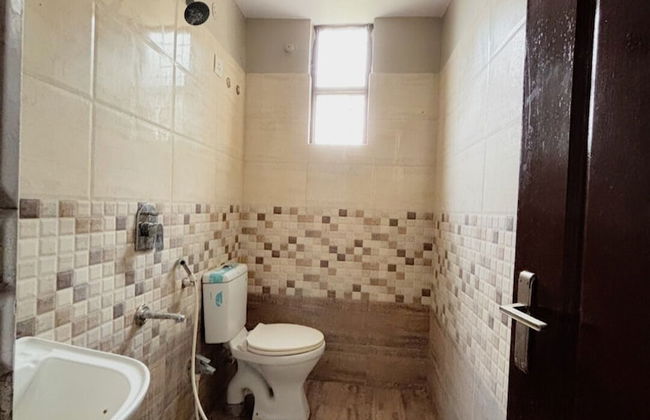 Happy Home - 10 Mins From Sangam River - Foto 16