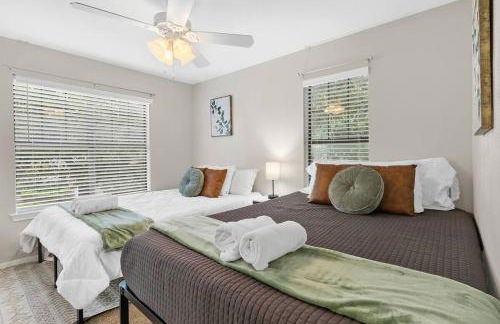 Cozy Retreat Near UT & Downtown - Foto 24