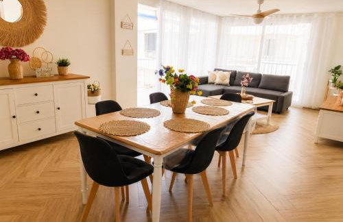 Beachfront Salou apartment with sea view - Foto 10