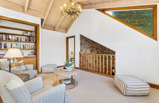 The Peninsula Chateau Lodge-inspired Luxury - Photo 30