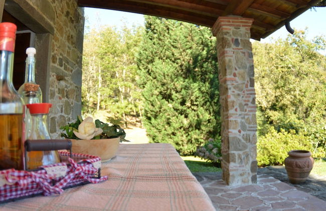 Lovely Cottage in Bagni di Lucca Amidst Fields - Photo 8
