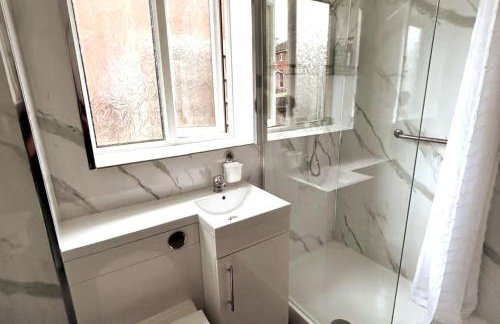 Oldham Bungalow Retreat: 2BD Peaceful Comfort - Foto 22