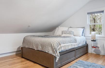 Charcoal Chalet by Avantstay A+ Design w/ Firepit - Foto 51