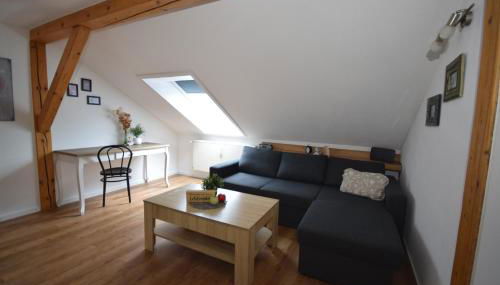 Bimax Neu renovierte, gemütl. 4 Zimmer Dachwohnung - Foto 3