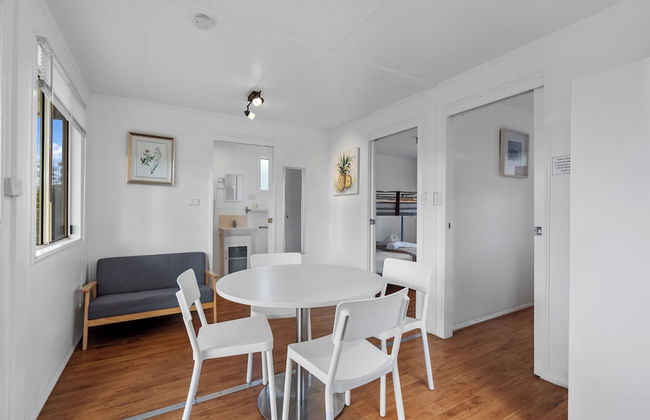 Crows Nest Tourist Park - Photo 10