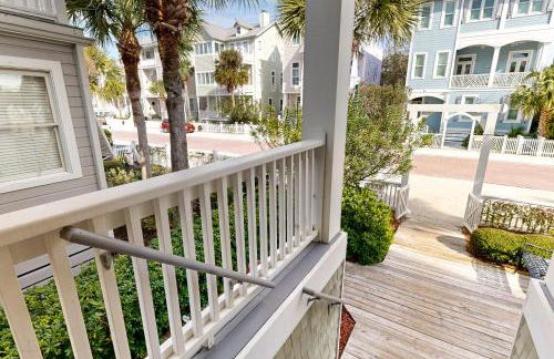 Luxury cottage with pools & multiple decks, 1/2 block to beach - Foto 34