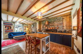 Quirky Mountain Cottage - Foto 18