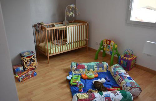 villa classée 4 étoiles avec piscine et boulodrome - Photo 30