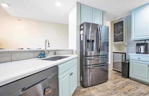 Amazing Views from Balcony, Loft & Gated Pool - Foto 11