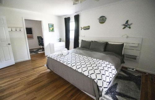 Private Single Family Home Close to Both Water and Downtown! - Foto 26