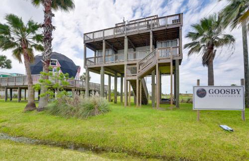 Rooftop Deck and Views! Pet-Friendly Galveston Home - Foto 2