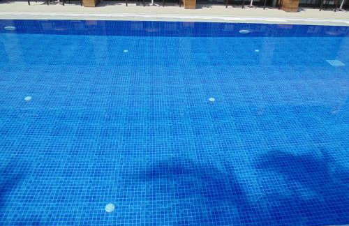 Paradise Hotel & Bar - Photo 44