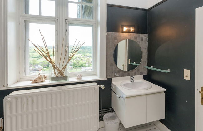 Castle in Spa With Lake View & Heated Pool - Foto 20