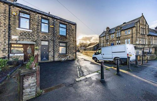 Modern Birkby Lodge Townhouse 2-3 bedroom options - Foto 4