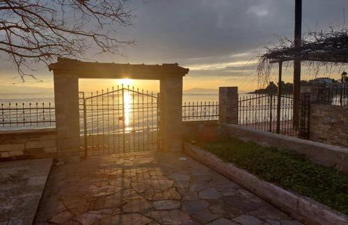 Homico 1 Lefokastro - Foto 1