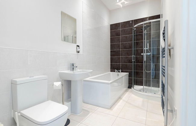 Two-bedroom by Leeds Art Gallery by Belvilla - Photo 10