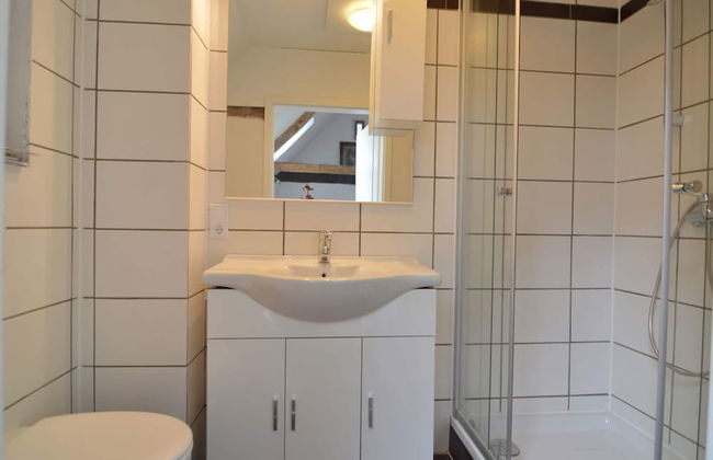 Cozy Apartment in Immerath near Fishing - Foto 17