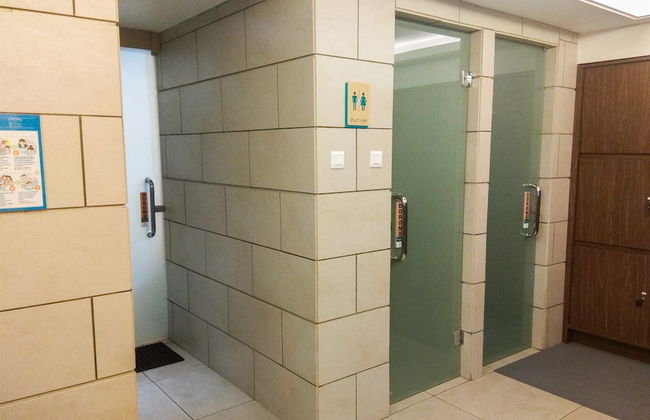 Modern Studio @ Mustika Golf Apartment - Photo 20