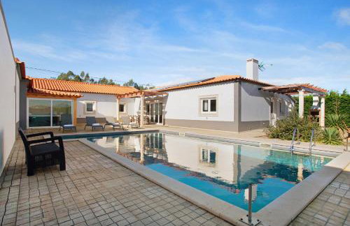 Villa Rosa com Piscina e Jacuzzi - Foto 1