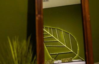 Peridot Suite - NEW 2bdrm 2bath Loft near Mass! - Photo 37