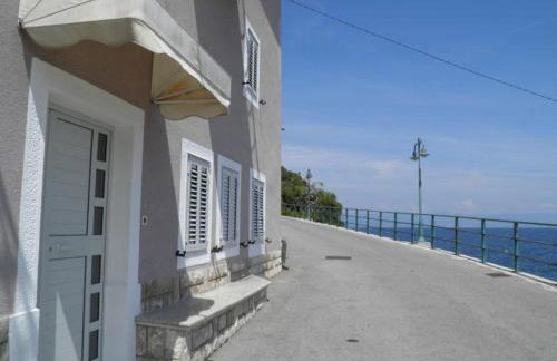 Apartments Aleksandar 2 - Photo 9