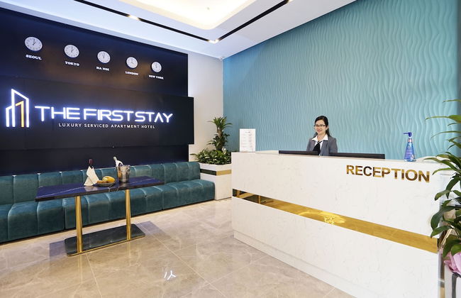 The First Stay Hotel - Foto 1