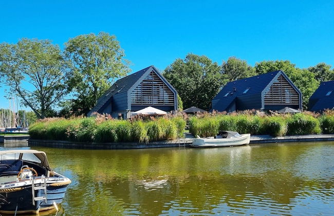 Luxurious Detached Water Villa With Jetty - Foto 16