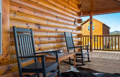 Indoor Pvt Pool, Pkyway, 44, HotTub, BBQ, King - Photo 42