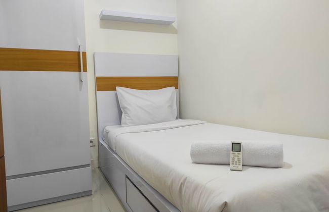 Homey and Comfy 2BR at Vida View Apartment - Foto 3