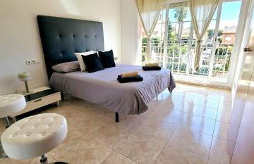 Casa con piscina en costa Barcelona - Photo 27