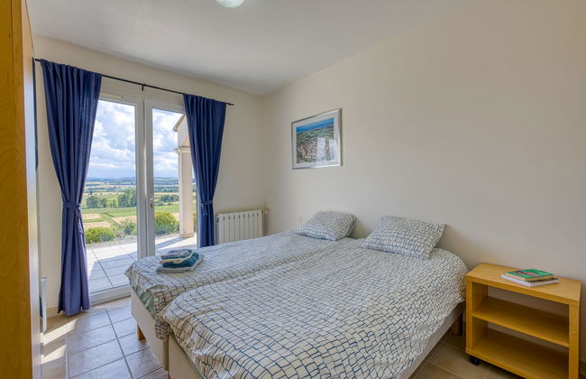 4 bedroom House in Cailhau with private pool and garden - Photo 11