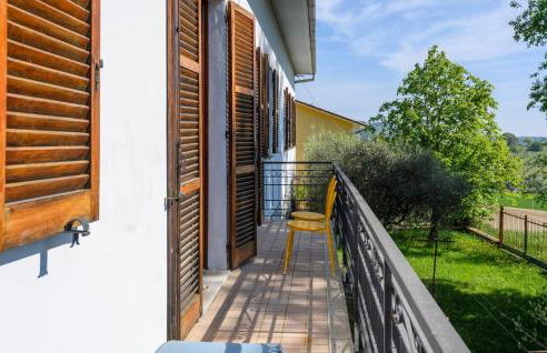 Amazing Apartment In Montefelcino - Photo 16