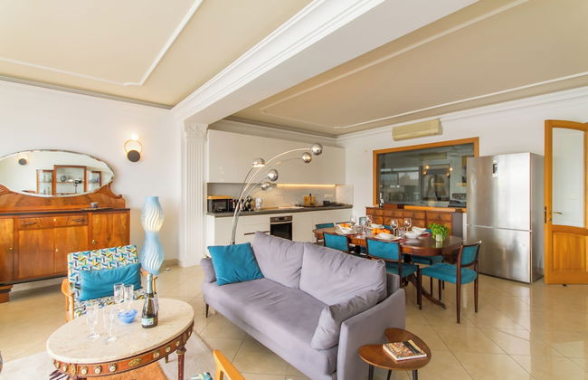 A Magnificent Sunny Seafront Apart Sliema - Photo 12