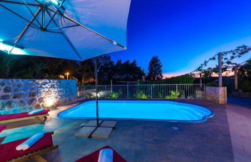 Holiday Home Marina - private swimming pool - Foto 16