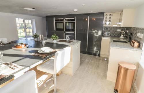 Lower Tundridge Cottage - Photo 9