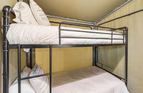 Mtn-View Deck Scenic Glamping Getaway Near Boone! - Foto 14