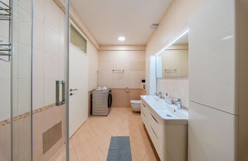 Zagreb 265 & 266 - 3 Bedroom Apartment & 2 Bedroom Apartment - City Centre - Flexible Keybox Entry - Monthly Rent - Modern - Photo 10