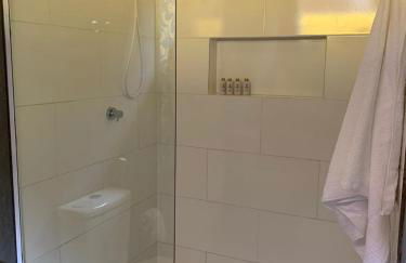 Casa Amarela - 3 suítes e piscina - Foto 21