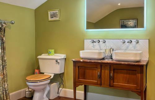 The West Wing - Photo 8